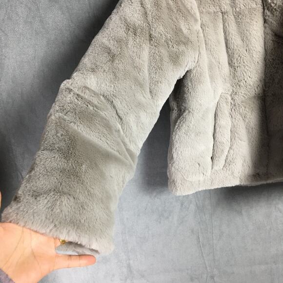 Abercrombie & Fitch Faux Fur Light Grey Women's Puffer Jacket Winter Coat Crop S - Picture 7 of 16